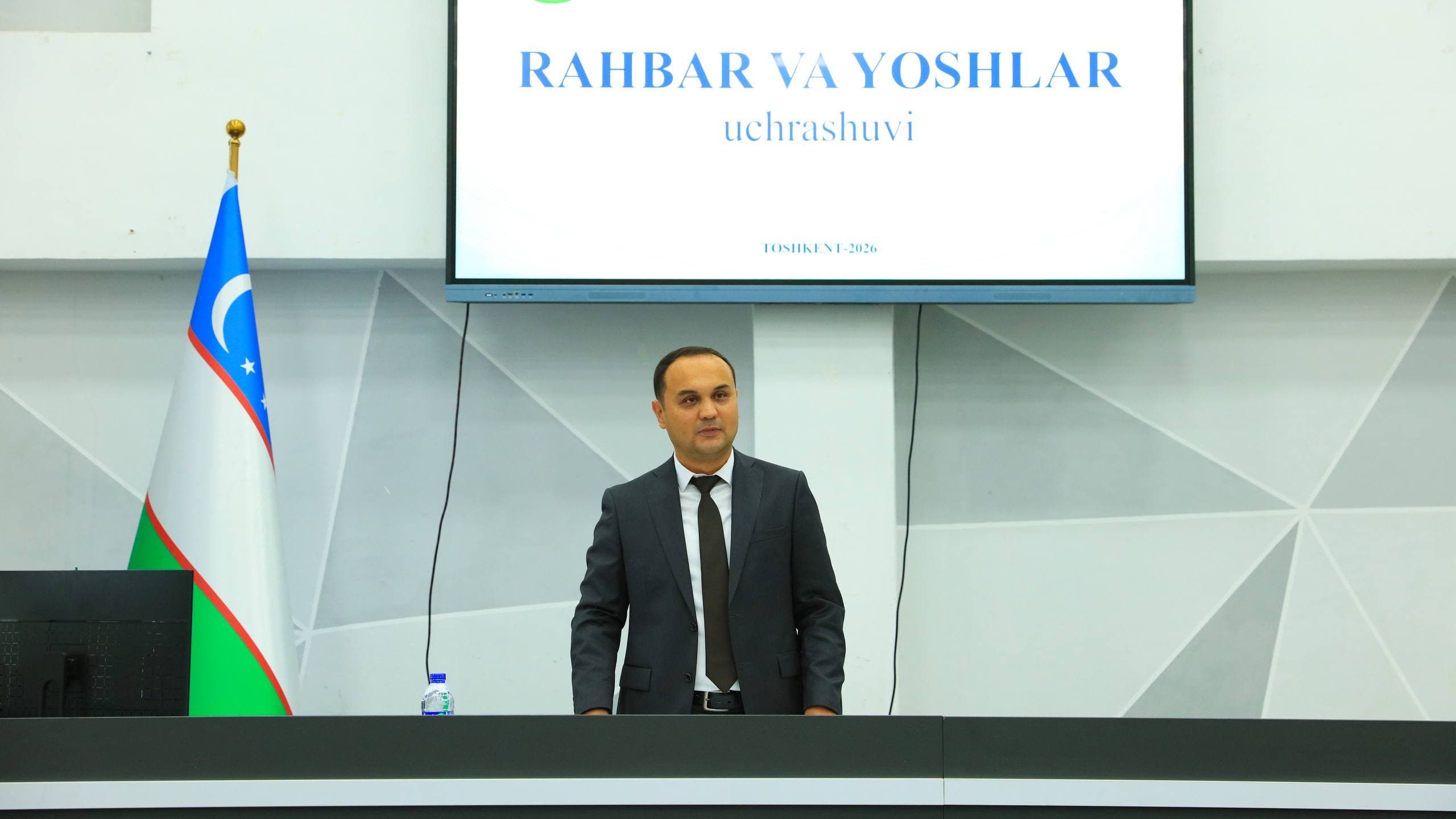 Rahbar va yoshlar uchrashuvi: ochiq muloqot va yangi imkoniyatlar